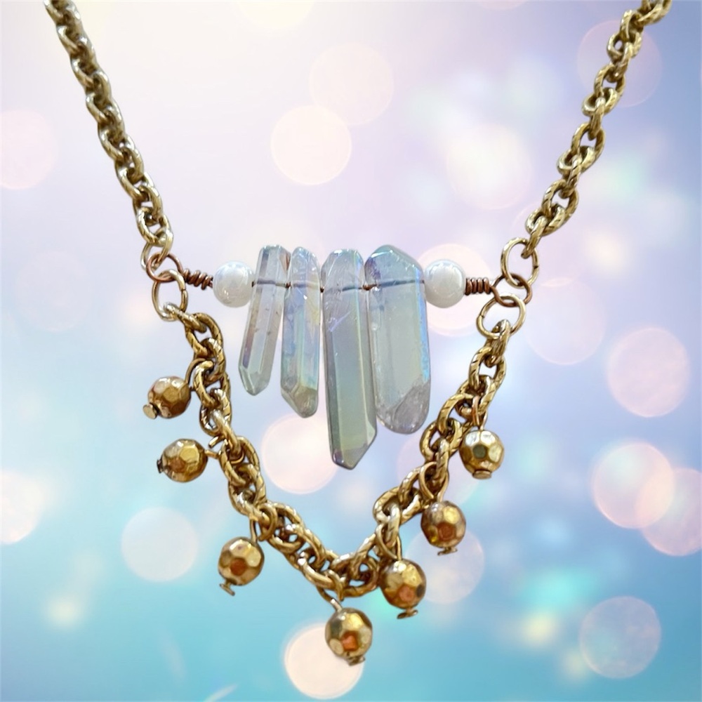 Handmade Angel Quartz Choker Necklace 17 Inch Gold Tone Beaded Chain